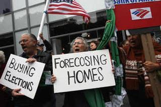 UN GRUPO de manifestantes protestaba ayer en Nueva Yor contra el BofA. / Foto por: John Moore / Getty Images