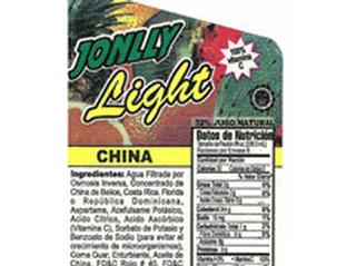 Reguladores federales detectaron que jugos light o sin azúcar de marcas Jonlly Fruits y Natural Light no cumplían con los estándares para llevar esas etiquetas, entre otras fallas. / Foto por: El Nuevo Dia