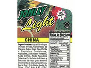 Reguladores federales detectaron que jugos light o sin azúcar de marcas Jonlly Fruits y Natural Light no cumplían con los estándares para llevar esas etiquetas, entre otras fallas. / Foto por: El Nuevo Dia